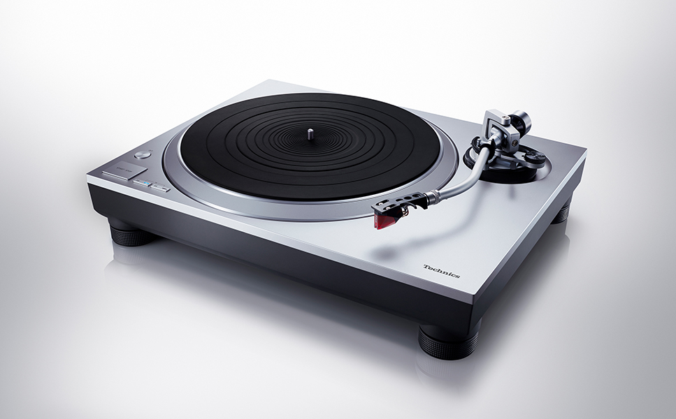 Technics SL-1500C Silber